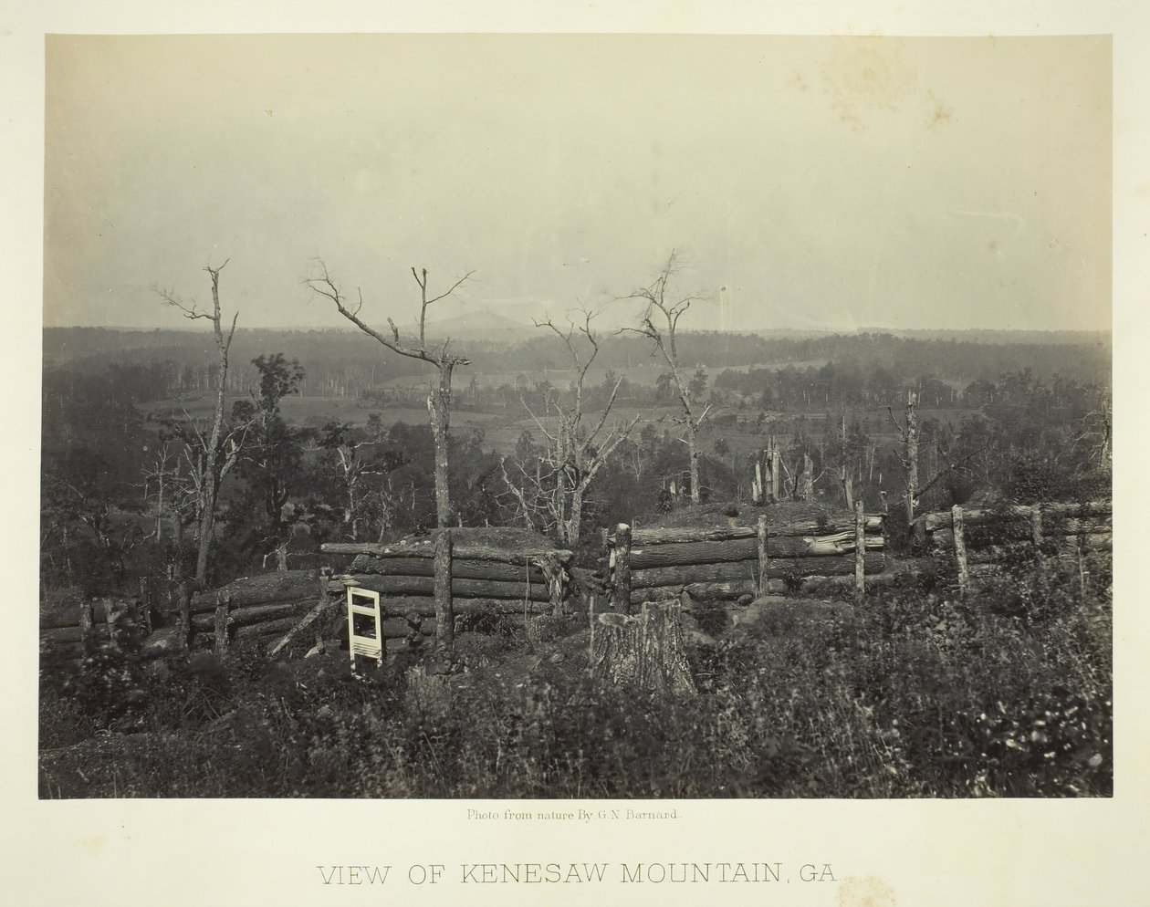 Kilátás a Kenesaw-hegyre, Ga., 1866. alkotó: George N. Barnard