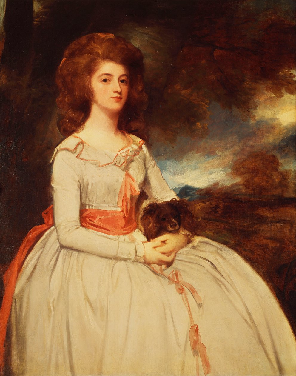 Mrs. Moody Samuel Moody második feleségének portréja, ül háromnegyed hosszúságú fehér ruhában, rózsaszín masnival és rózsaszín pánttal, kutyát tart az ölében, tájban, alkotó: George Romney
