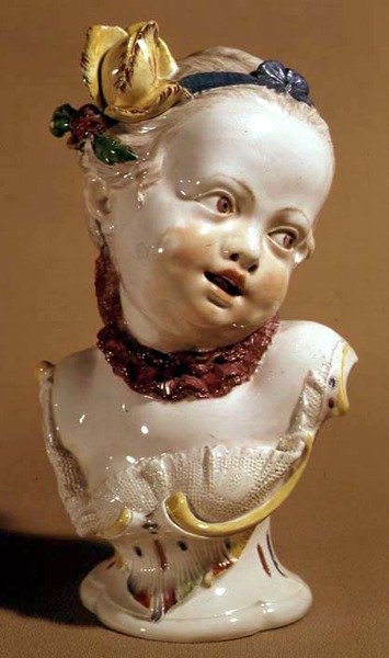 Nymphenberg mellszobra egy fiatal lányról, 1761 körül (porcelán) alkotó: German School