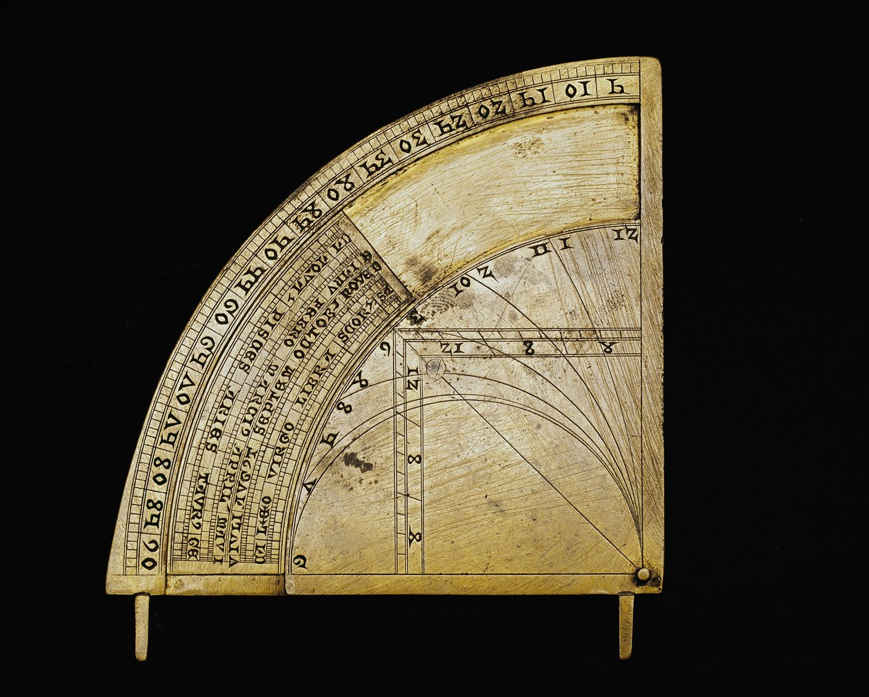 Német gyártmányú sárgaréz számlap csúszkával. A sugár mérete 12,2 cm. 14. századi Firenze, tudománytörténeti intézet és múzeum alkotó: German School