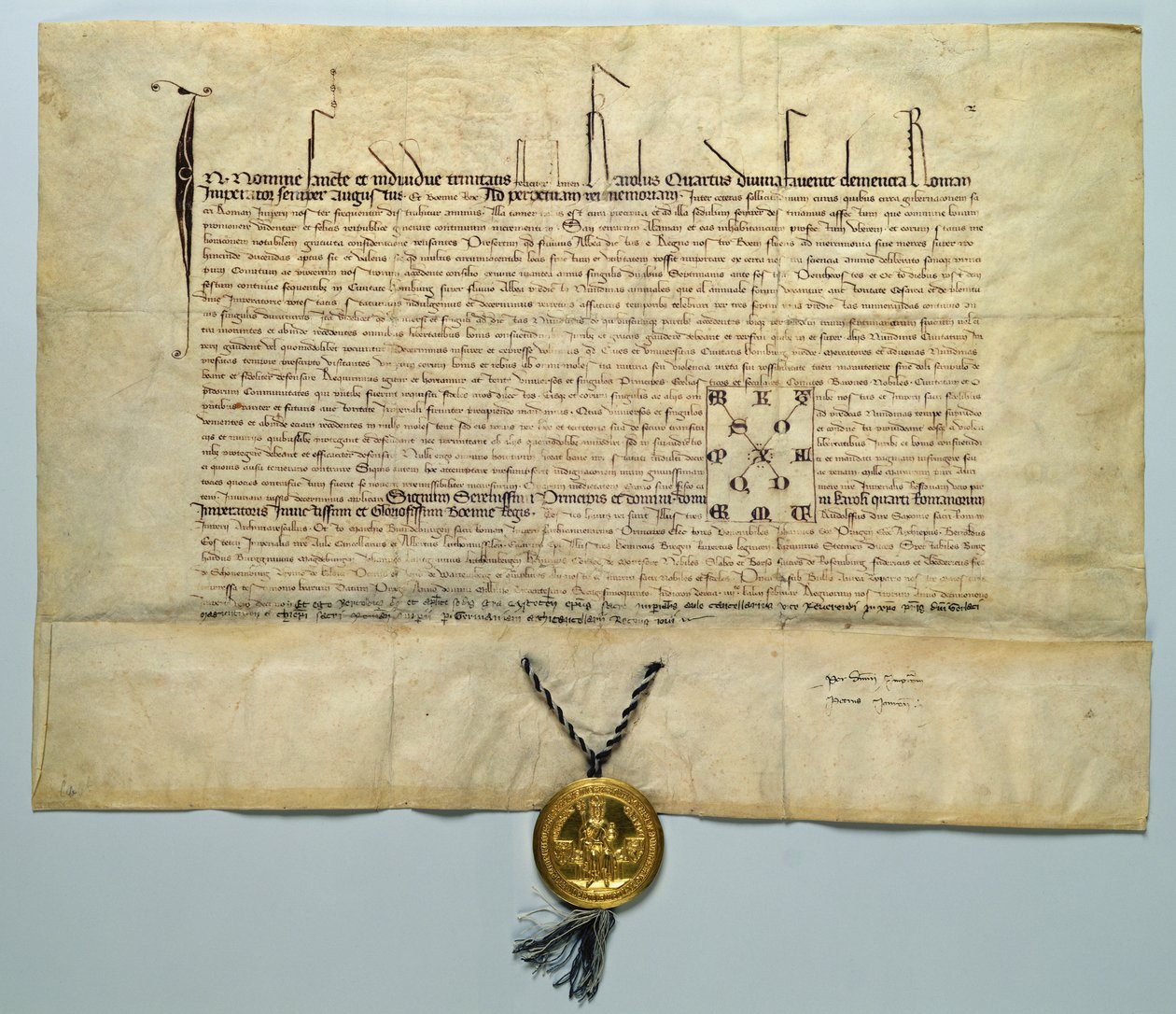 IV. Károly (1316-78) római római császár bullája, 1365. január 29. (tinta pergamenen, aranypecséttel) alkotó: German School
