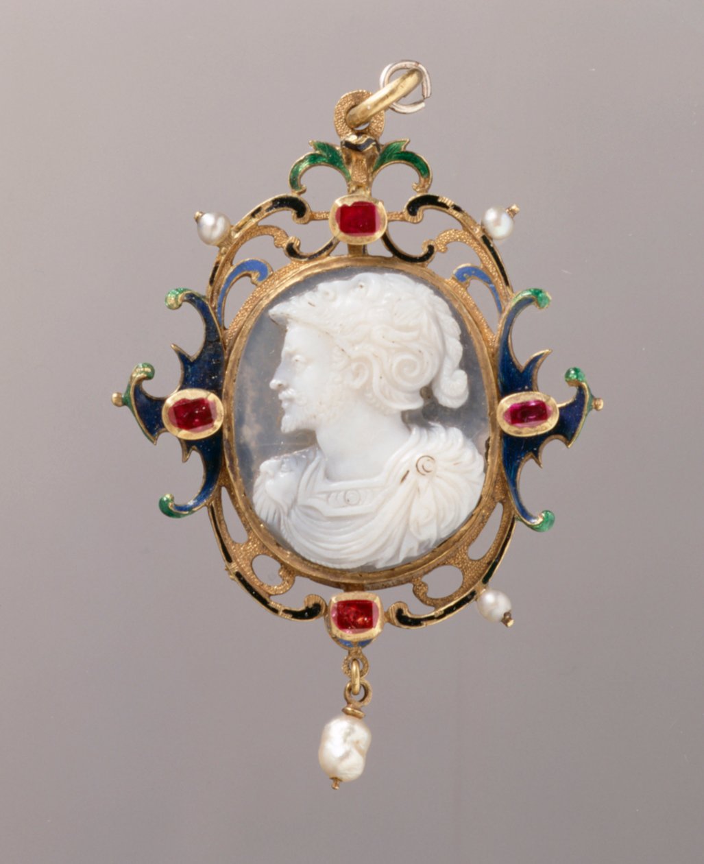 Cameo medál, amely egy szakállas tábornok mellszobrát ábrázolja alkotó: German School