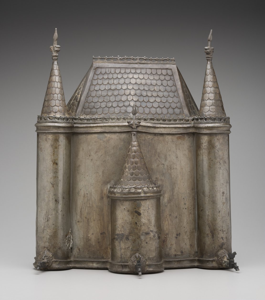 Laver, 1530 körül (ón és öntöttvas) alkotó: German School