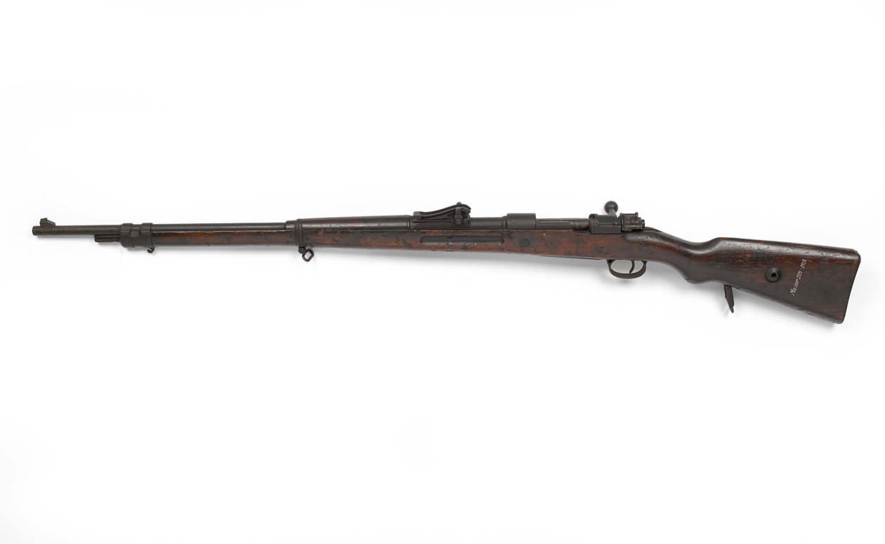 Mauser puska 98 7,92 mm-es csapos működésű puska alkotó: German School