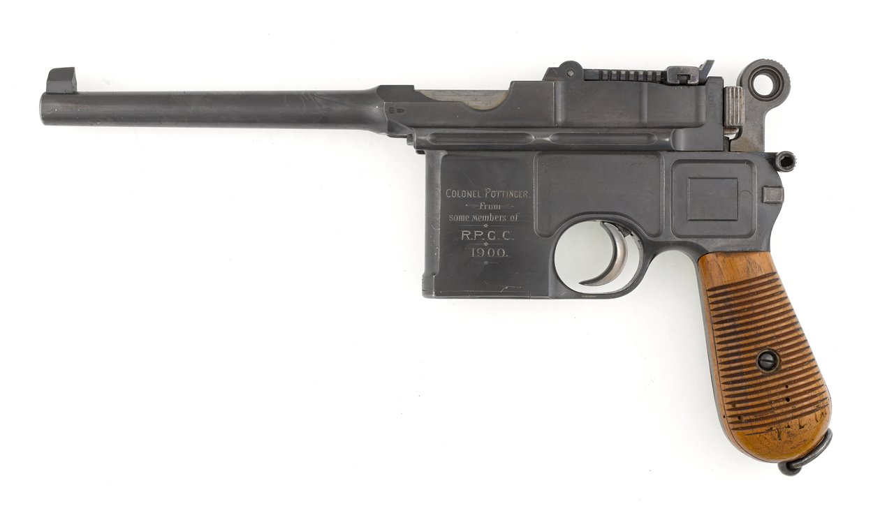 Mauser Model 1896 7,63 mm-es öntöltő pisztoly alkotó: German School