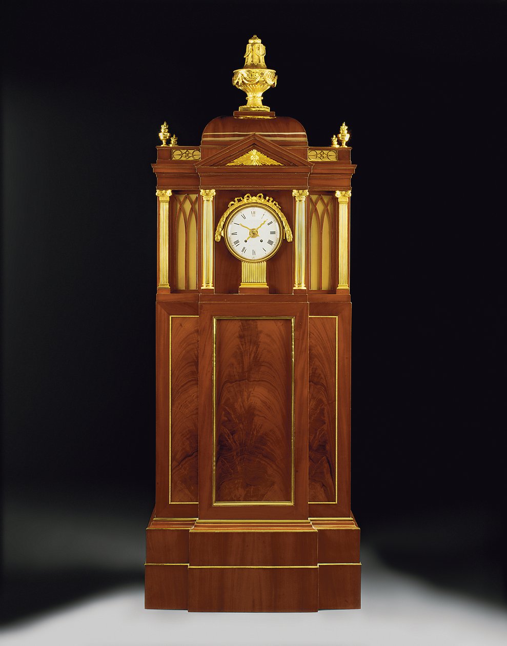 Zenés orgonaóra, 18. század vége (ormolu és sárgarézre szerelt mahagóni) alkotó: German School