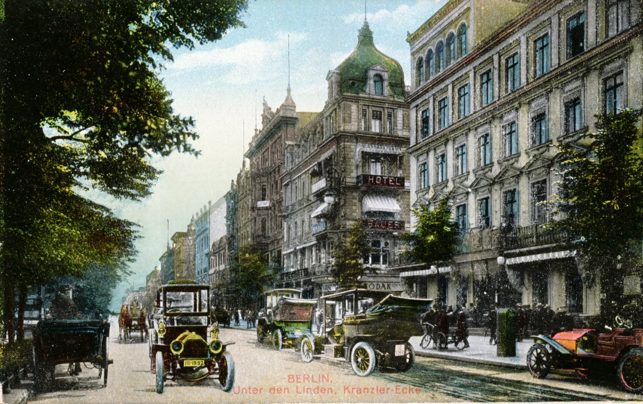 Képeslap az Unter den Linden és a Kranzler-Eck berlini képével, 1910 körül (színes fotó) alkotó: German School