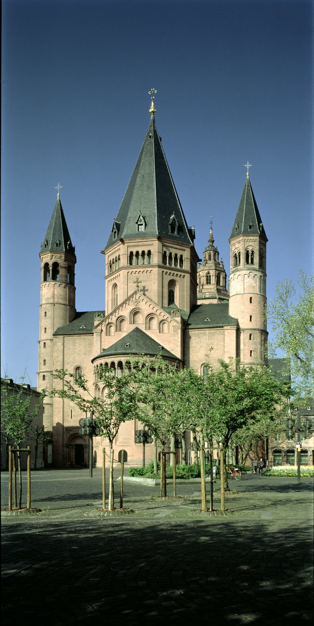 Kilátás a Szent Márton és Szent István-székesegyházra északkelet felől alkotó: German School