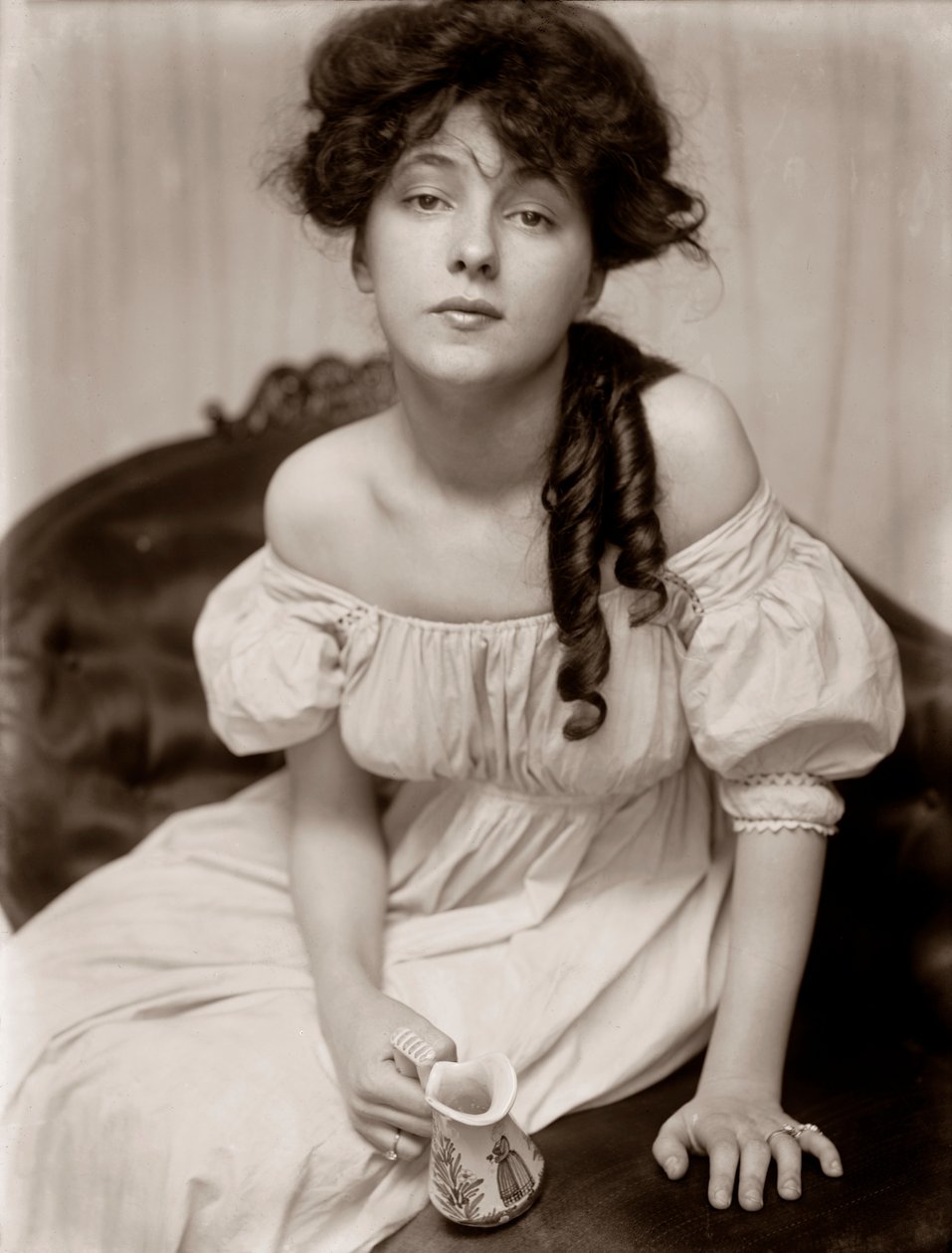 Evelyn Nesbit portréja, Gertrude Kasebier, 1900 körül (platina nyomat) alkotó: Gertrude Käsebier