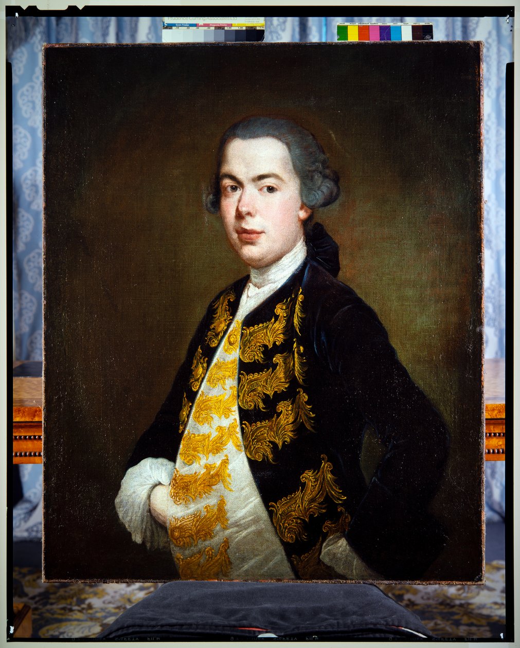 Egy fiatal férfi félalakos portréja, 1750 körül (festmény) alkotó: Giacomo (1698 1767) Ceruti