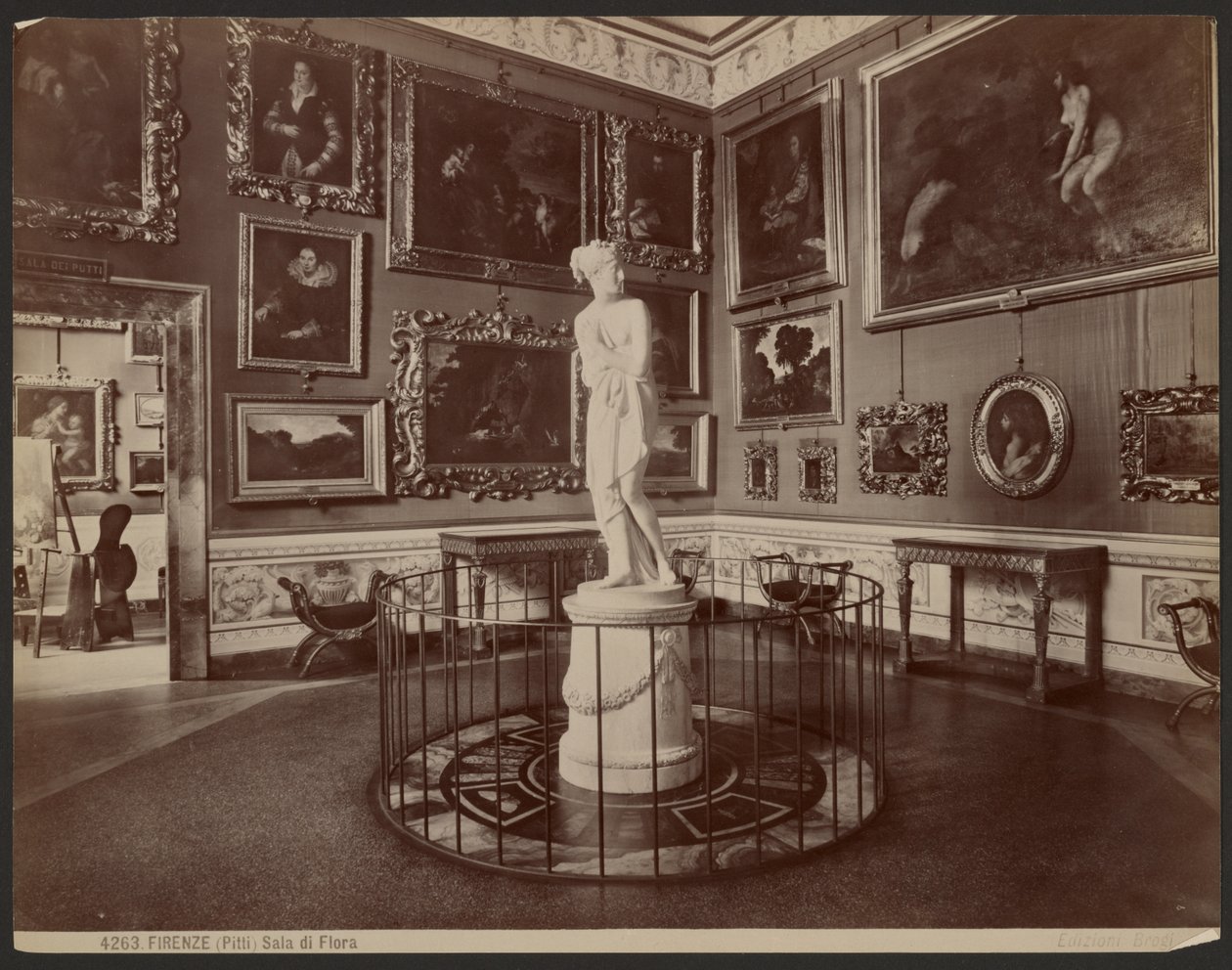 Firenze, Pitti, Flora terem alkotó: Giacomo Brogi