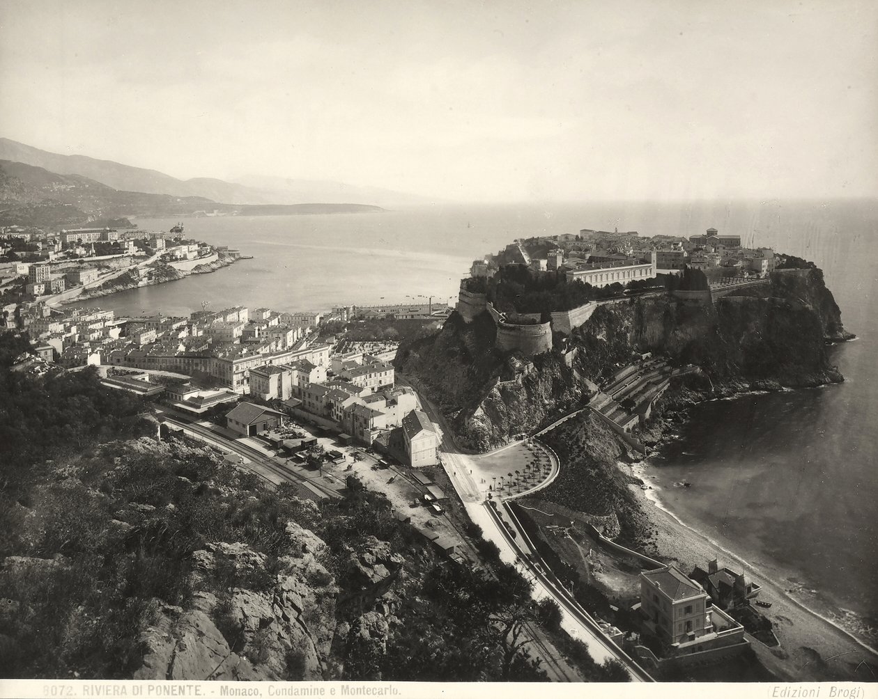 Panorámás kilátás Monacóra alkotó: Giacomo Brogi