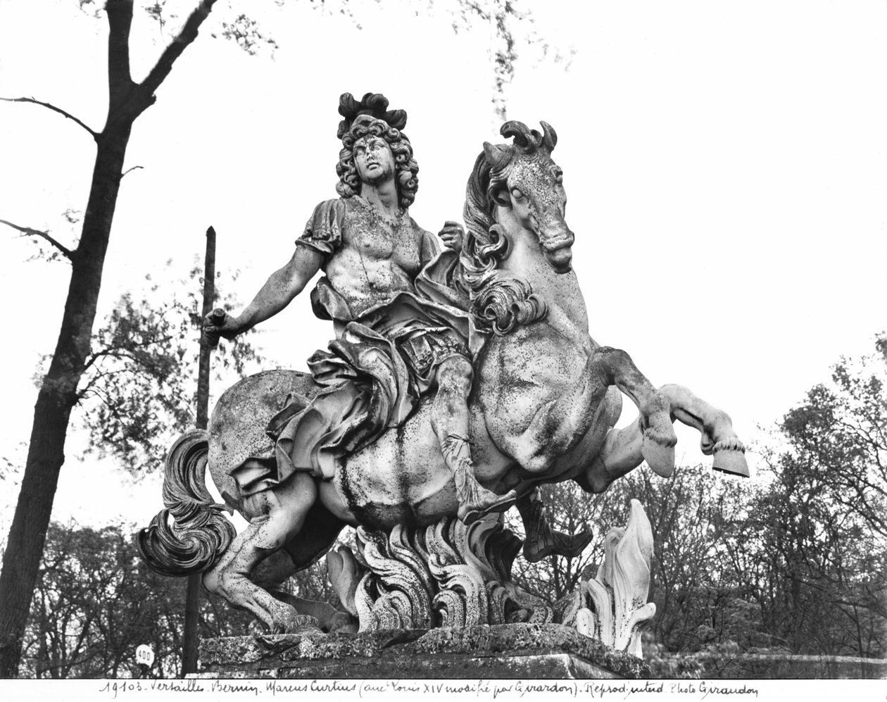 XIV. Lajos (1638-1715) lovas szobra (márvány) alkotó: Gian Lorenzo Bernini
