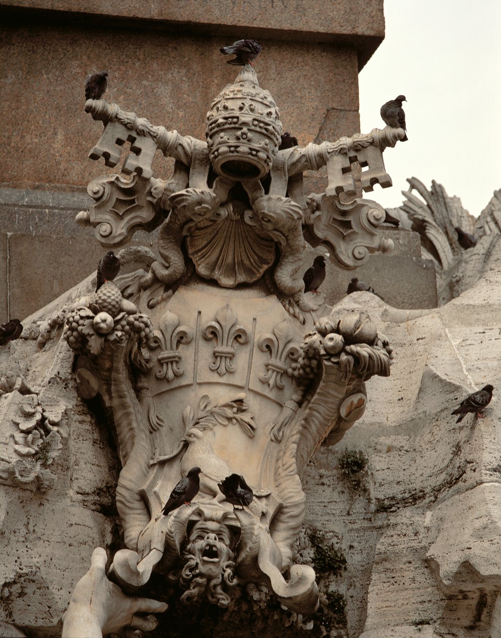 A Négy folyó kútja, X. Innocentus címerének részlete 1574-1655, 1648-51 kő alkotó: Gian Lorenzo Bernini
