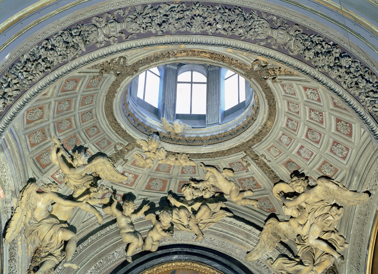 Kilátás a kupolára angyalzenészekkel a Fonseca-kápolnából (polikróm stukkó) alkotó: Gian Lorenzo Bernini