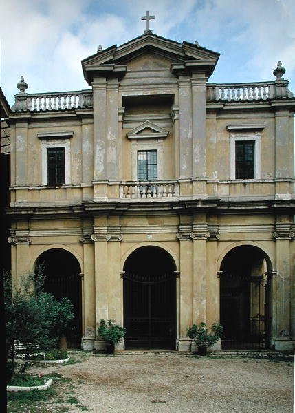 A templom homlokzata, 1625 körül épült alkotó: Gian Lorenzo Bernini