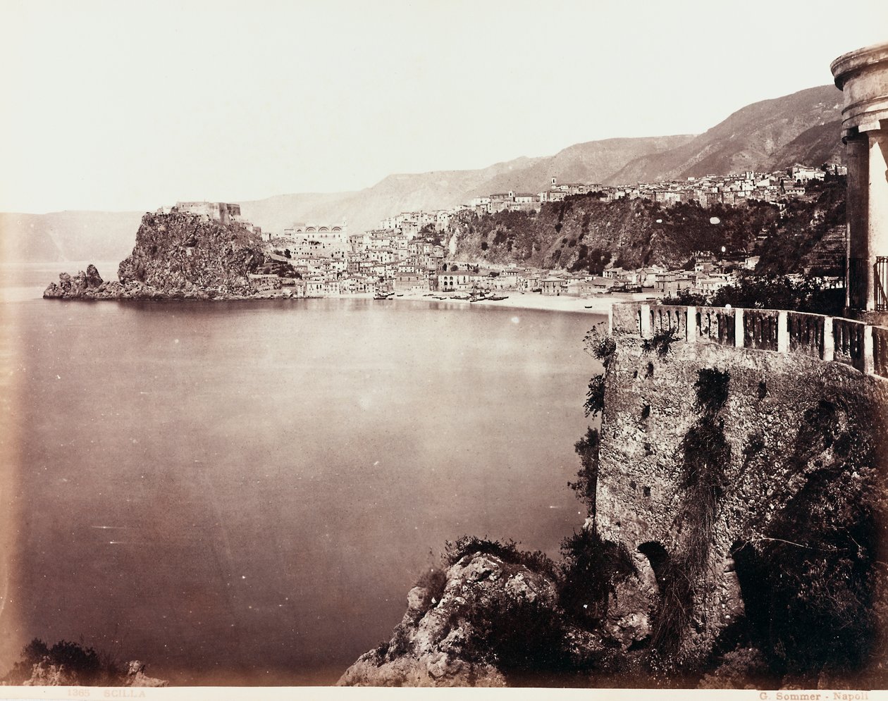 Scilla kilátása alkotó: Giorgio Sommer