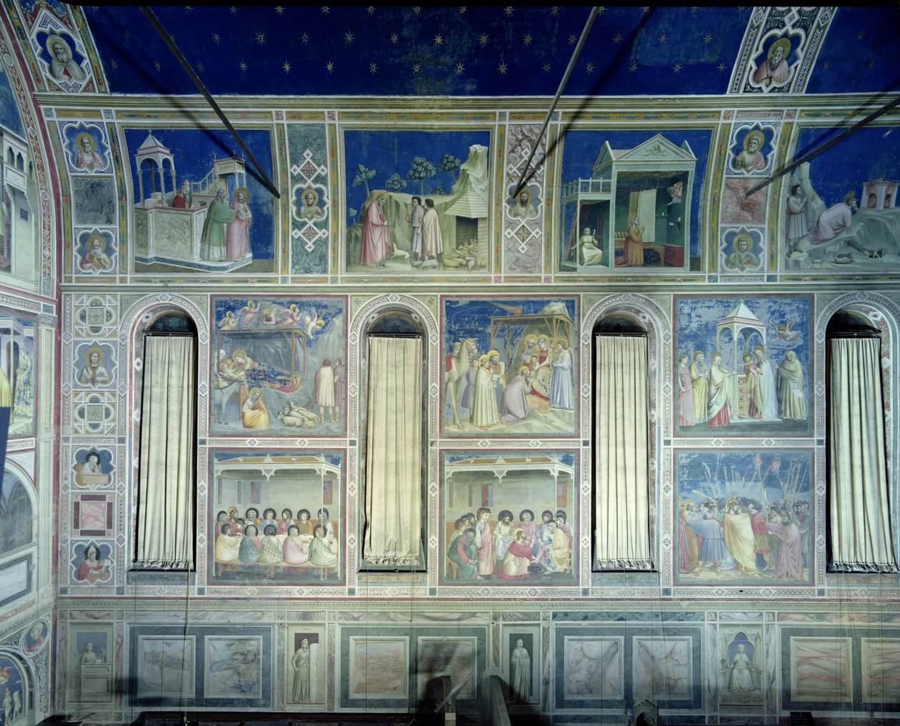 Kilátás a déli falra, amely Joachim és Anna életéből és Krisztus életéből jeleneteket ábrázol, 1305 körül alkotó: Giotto di Bondone