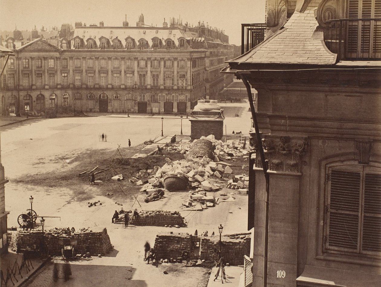 A párizsi Vendome tér az oszlop megsemmisülése után alkotó: Gobinet de Villecholle Francois Marie Louis Alexandre) Franck (Franck
