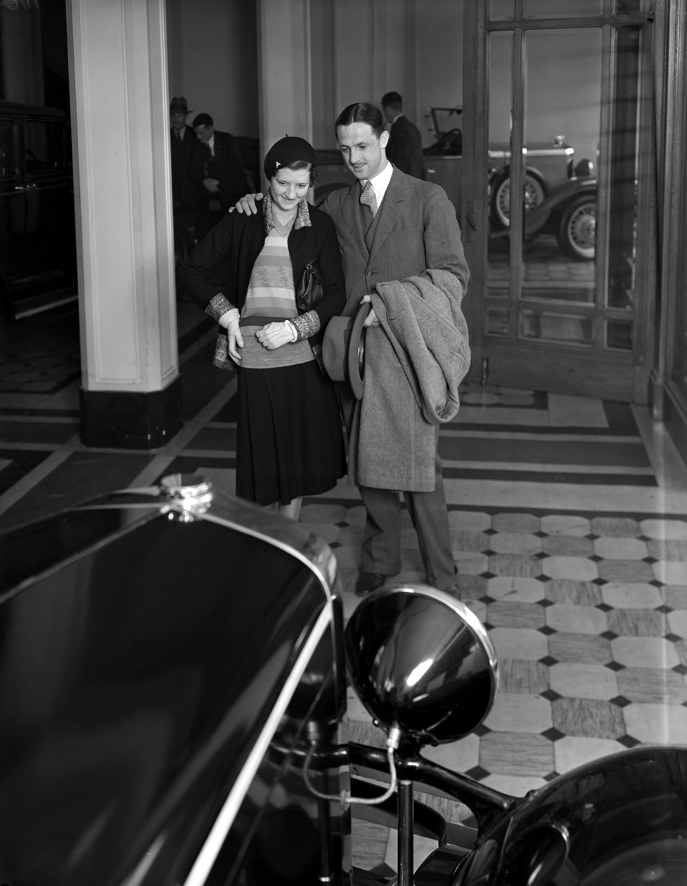 Chevrolet autóreklám alkotó: Gordon H. Burt Ltd