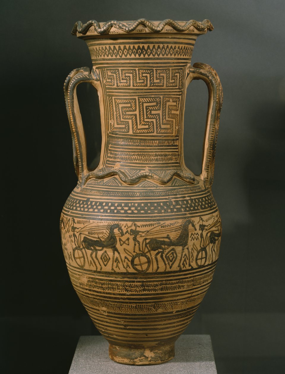 Attikai amfora, késő geometriai II B időszak (720-700 körül) (festett agyag) (lásd még 346645) alkotó: Greek