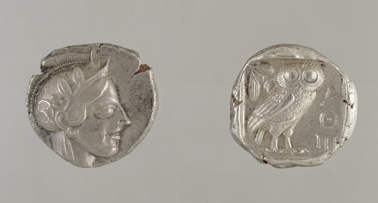 Egy drachma mindkét oldala, amelyen Athéné feje és egy bagoly látható, Athénból, ie 450-440 (ezüst) alkotó: Greek