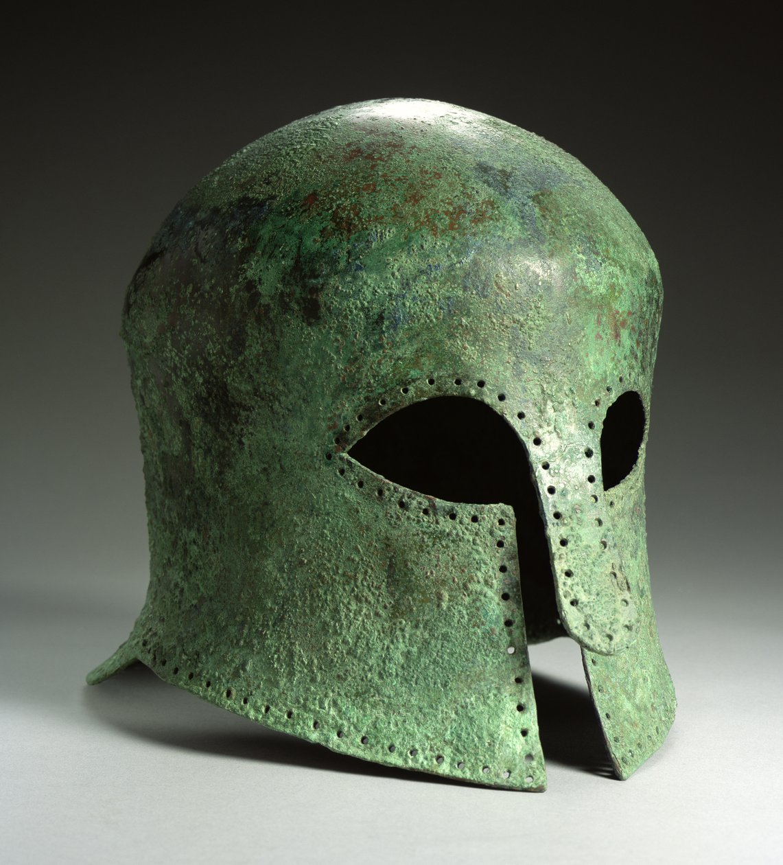 Korinthoszi sisak, Kr.e. 7. század vége (bronz) alkotó: Greek