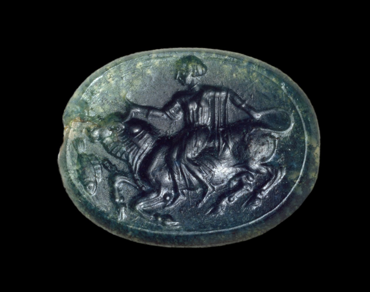 Európát és a bikát ábrázoló szkarabeusz, görög Ciprusról, késő archaikus kor (jáde) alkotó: Greek