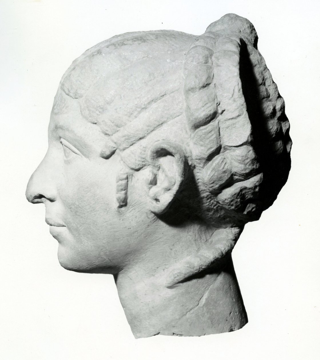 Szíriai nő, akit néha Kleopátrával azonosítanak - profil, Kr. e. 1. század (szobor) alkotó: Greek