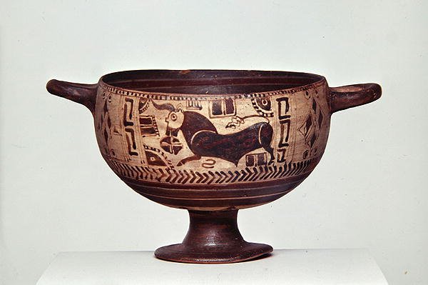 Fekete-alakú kotyle, ie 600-500 körül (kerámia) (lásd még: 307545 és 307546) alkotó: Greek