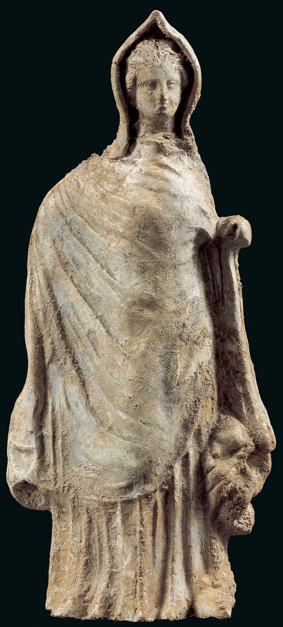 Kitont és a fejét fedő himációt viselő nő figurája, valószínűleg a kis-ázsiai Myrinából, ie 250-200 (agyag) alkotó: Greek