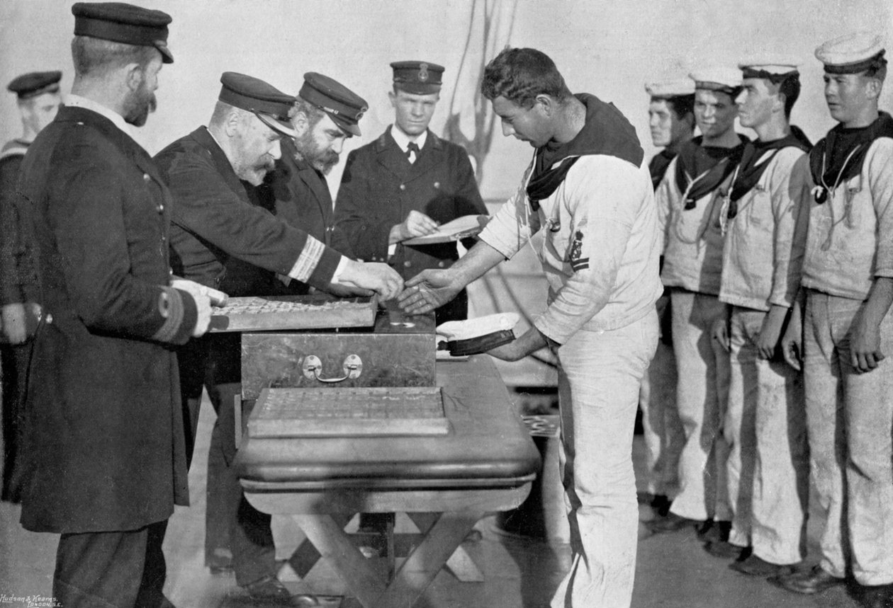 Fizetési nap a HMS Royal Sovereign fedélzetén, 1895 alkotó: Gregory and Co