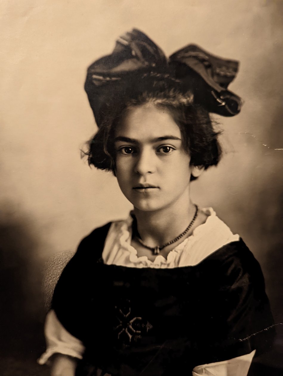 Frida Kahlo, június 15. alkotó: Guillermo Kahlo