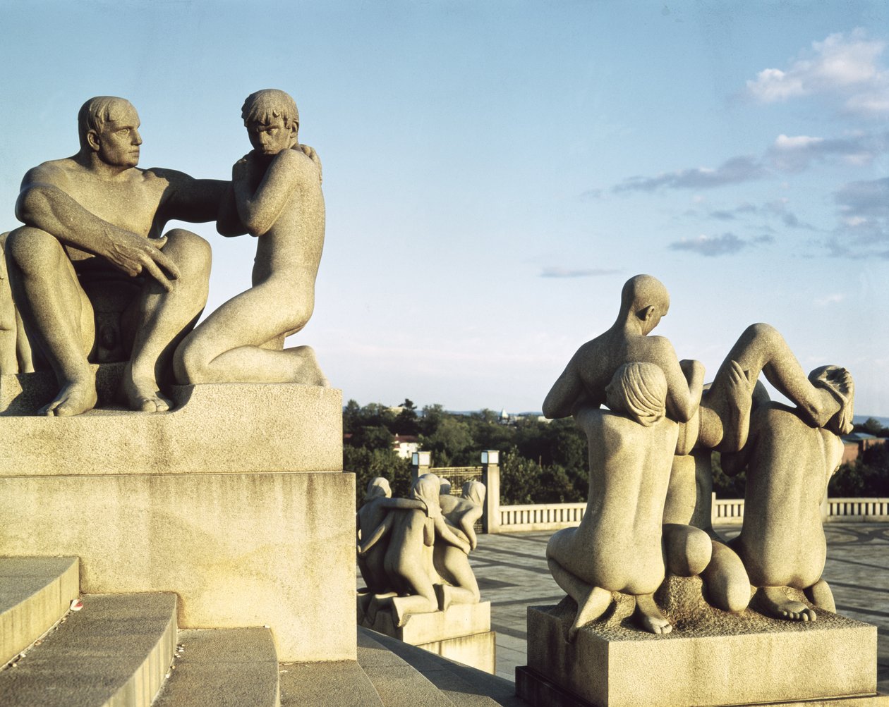 Részlet egy gránit szoborcsoportról alkotó: Gustav Vigeland