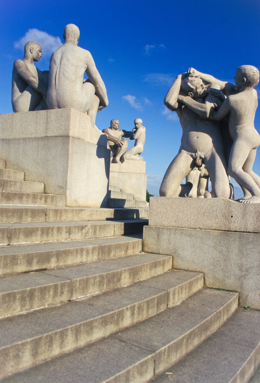 Norvégia, Oslo. Vigelandsparken. Gustav Vigeland (1869-1943) szobrai. alkotó: Gustav Vigeland