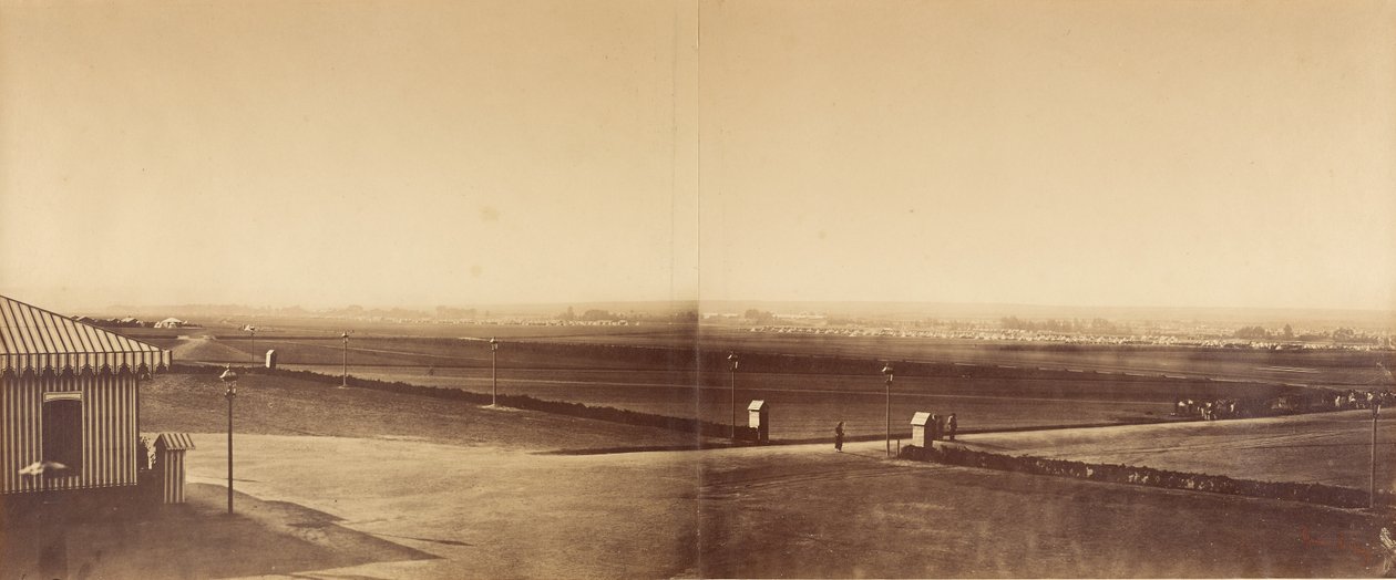 Panoráma a châlons-i táborról (hat fénykép három képkockában) alkotó: Gustave Le Gray