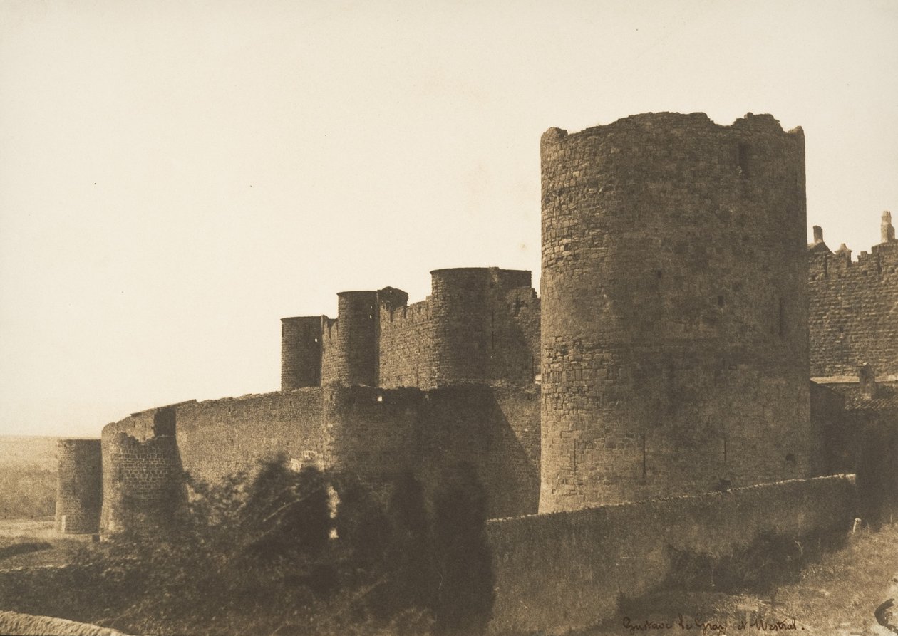Carcassonne sáncai, 1851. alkotó: Gustave Le Gray