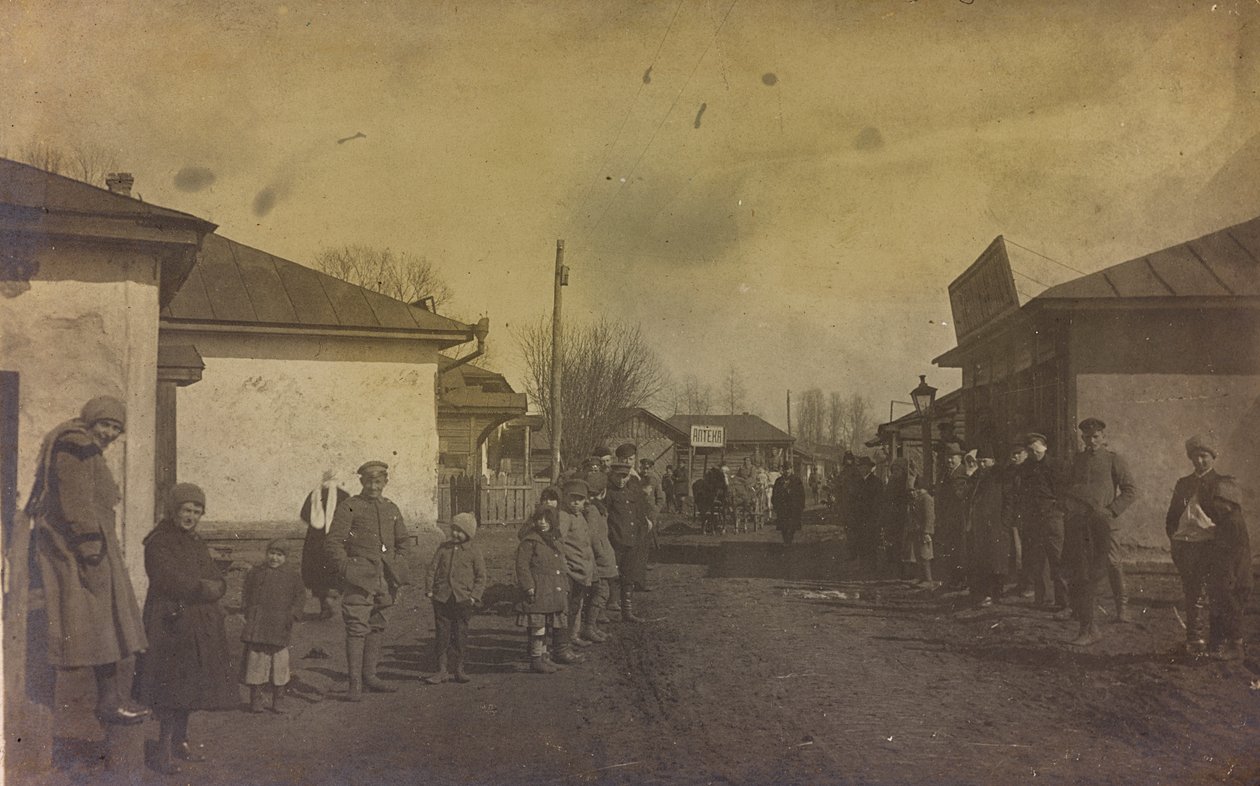 Első világháború: Ukrajna 1914-1916 között a német hadsereg inváziója idején. Katonák és civilek a város utcáin (f/w fotó) alkotó: Heldenfriedhof Dsessentniki (attr. to)