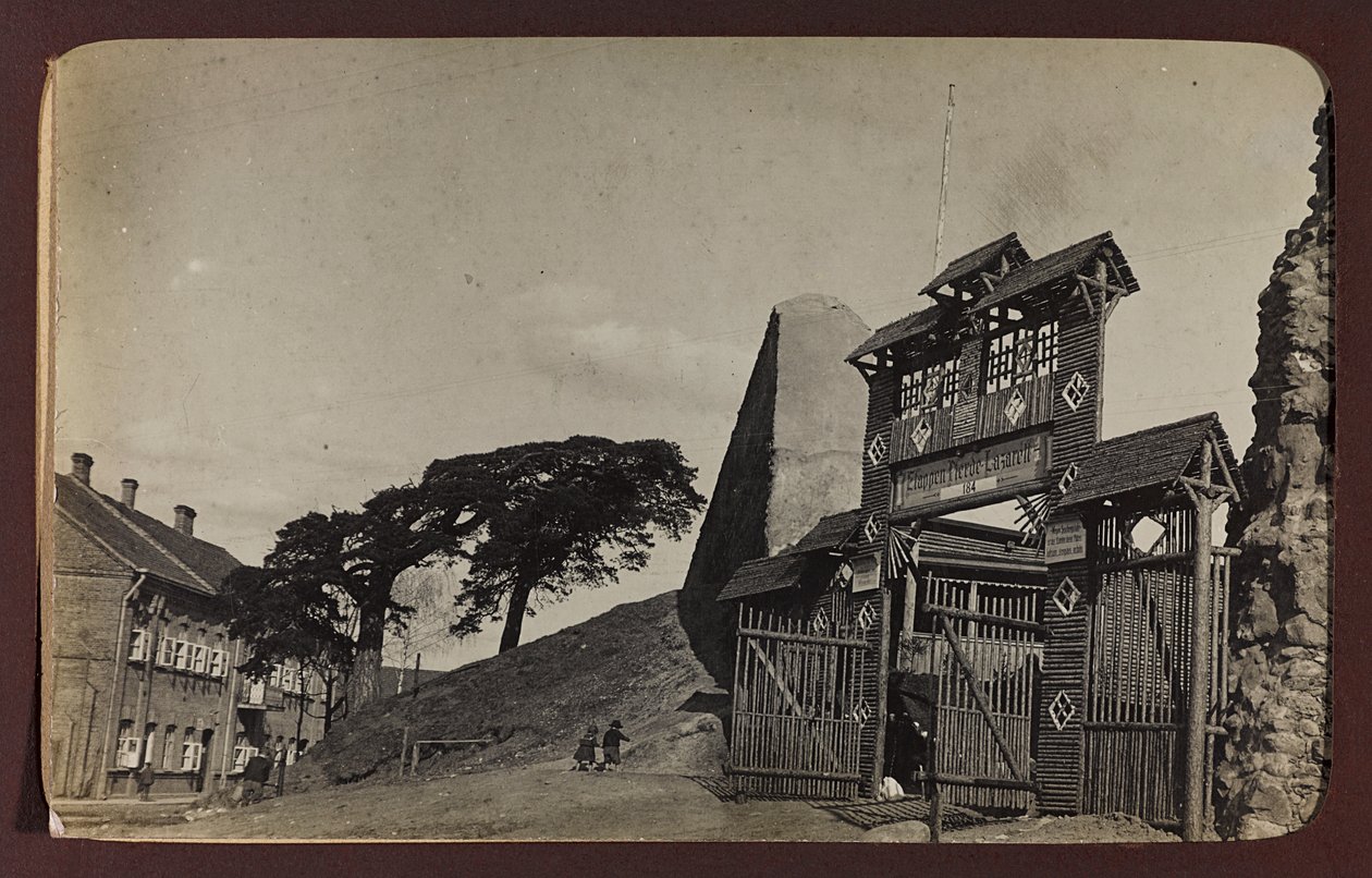 Első világháború: Ukrajna 1914-1916 között a német hadsereg inváziója idején. Kilátás Lidára (f/w fotó) alkotó: Heldenfriedhof Dsessentniki (attr. to)