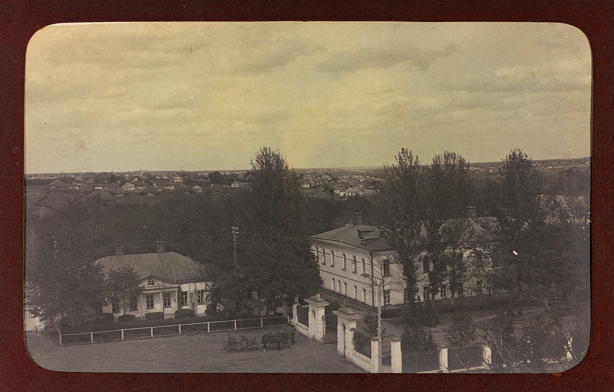 Első világháború: Ukrajna 1914-1916 között a német hadsereg inváziója idején. Kilátás a városra (f/w fotó) alkotó: Heldenfriedhof Dsessentniki (attr. to)