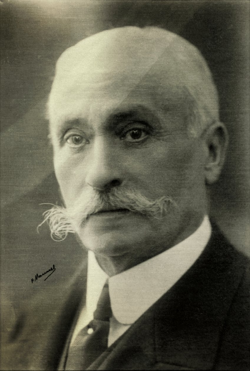 Jules Pams portréja (fénykép) alkotó: Henri Manuel