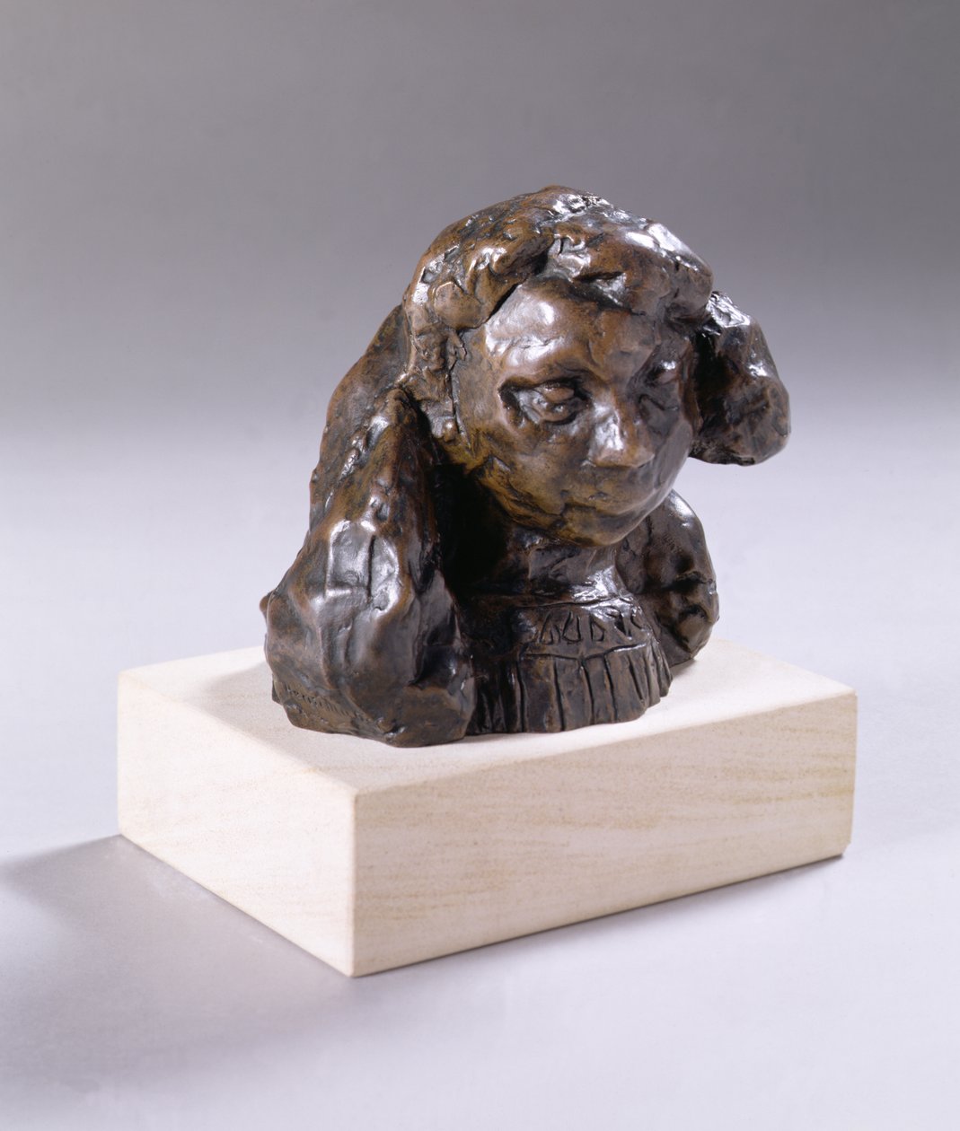 Fillette (Margit) mellszobra, 1905-06 körül (bronz, barna patinás) alkotó: Henri Matisse