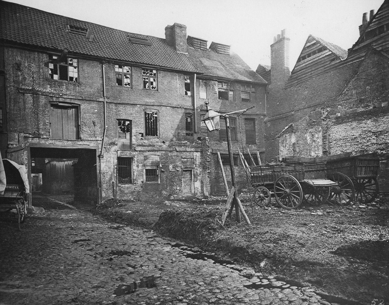 White Hart Inn Yard, Southwark, 1881 körül alkotó: Henry Dixon