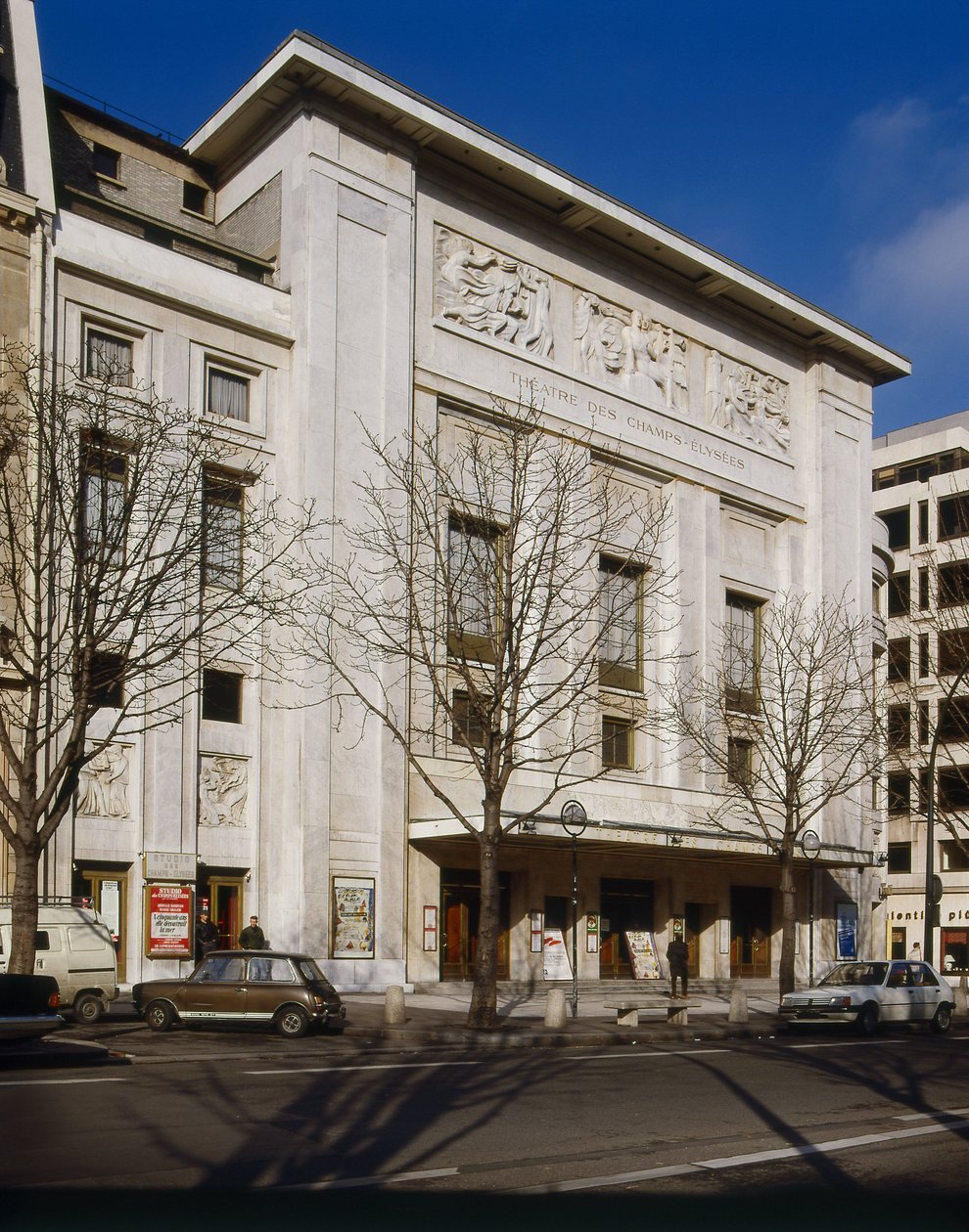 Champs Elysée színház alkotó: Henry van de Perret Auguste (1874 1954) & Perret Gustave (1876 1952) Velde
