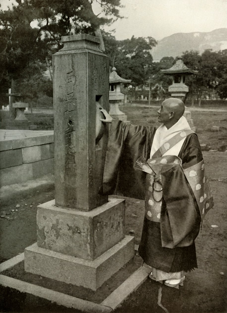 Egy buddhista pap és imádkozó kerék, 1910. alkotó: Herbert Ponting
