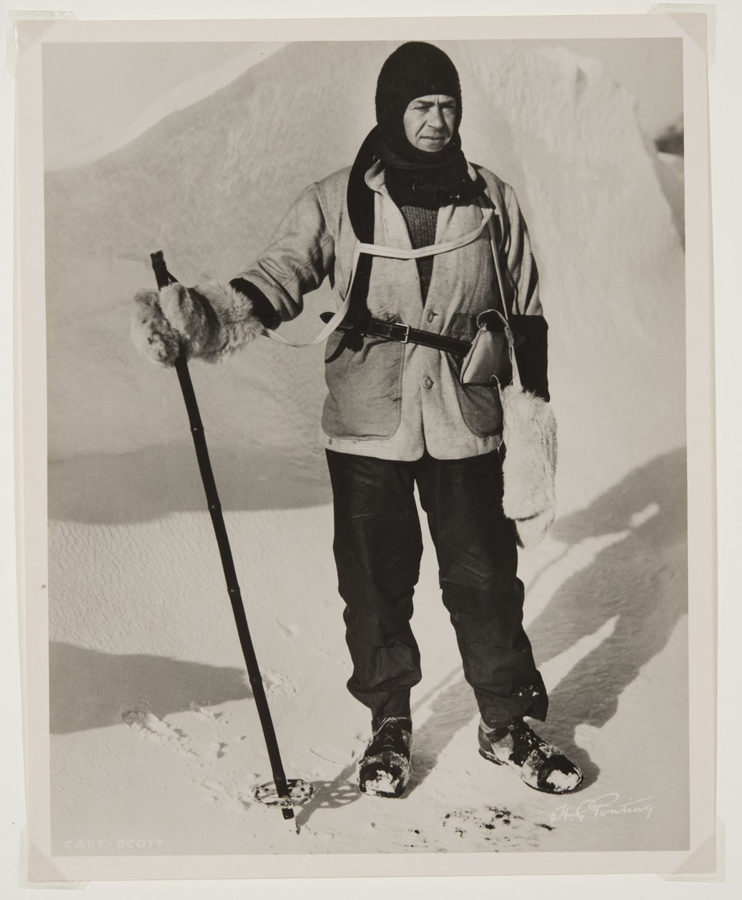Scott kapitány (1868-1912) a Terra Nova expedíció során (1910-13) a Déli-sarkra (bromid nyomat) alkotó: Herbert Ponting