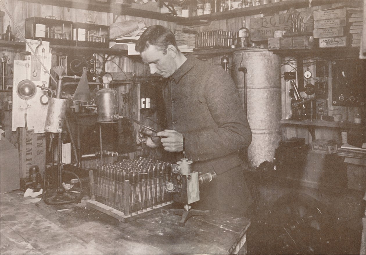 Dr. Simpson a laboratóriumában, 1911. december 21., 1913 alkotó: Herbert Ponting