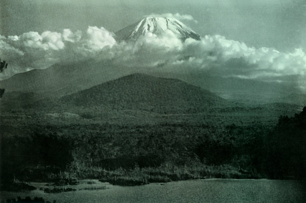 Fuji napkeltekor, 1910. alkotó: Herbert Ponting