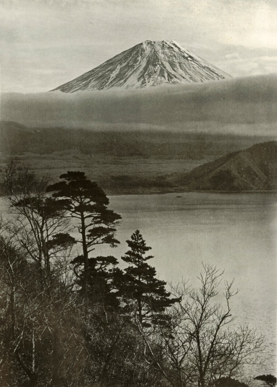 Fuji közepes nocler gerincből, 1910. alkotó: Herbert Ponting