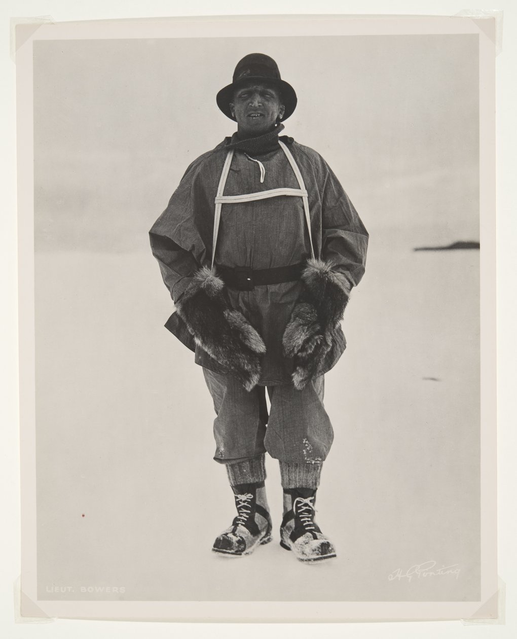 hadnagy Bowers a Terra Nova expedíció során (1910-13) a Déli-sarkra (bromid nyomat) alkotó: Herbert Ponting